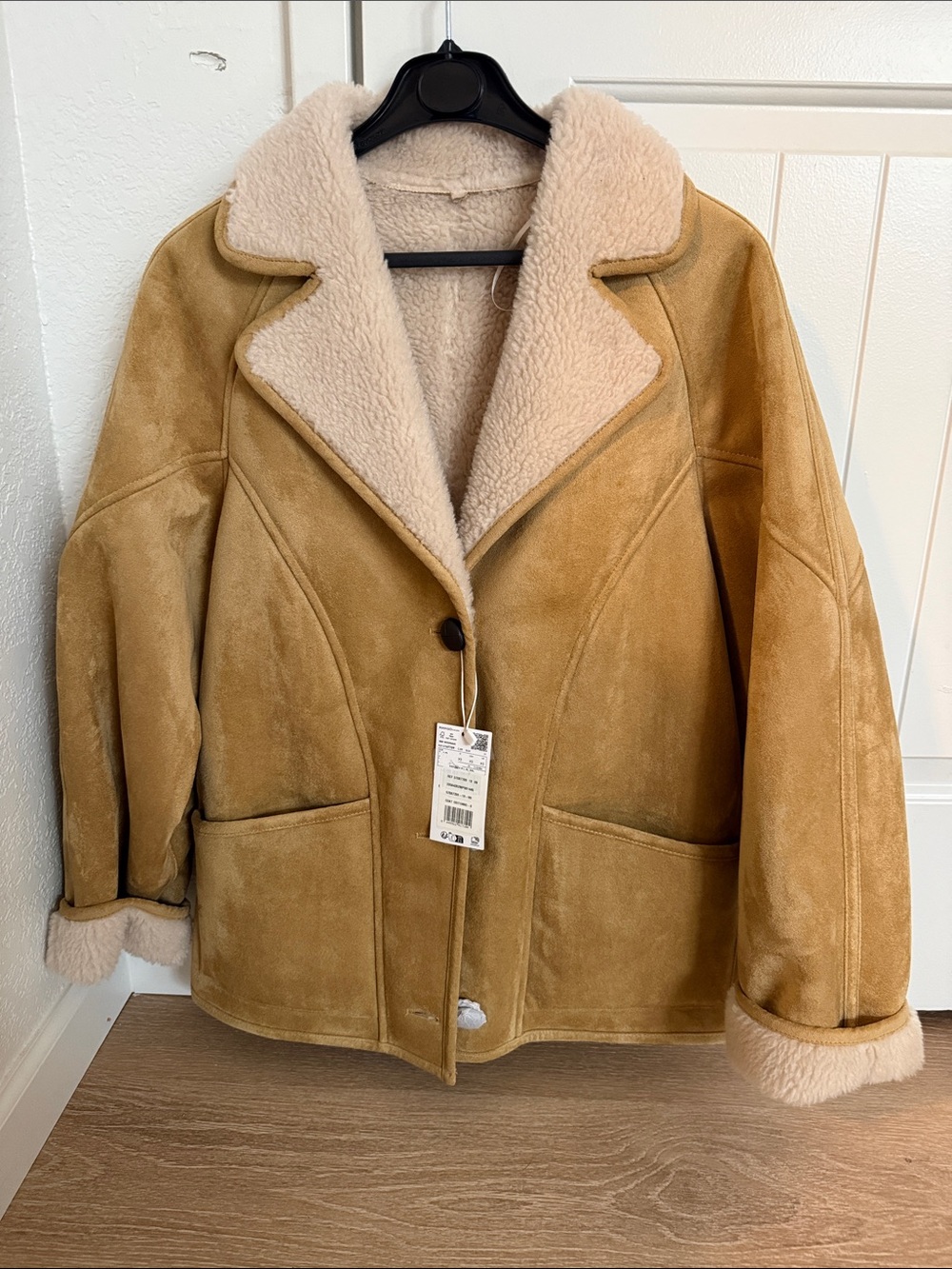 NWT Mango Women's Tan Shearling-Lined Coat XS